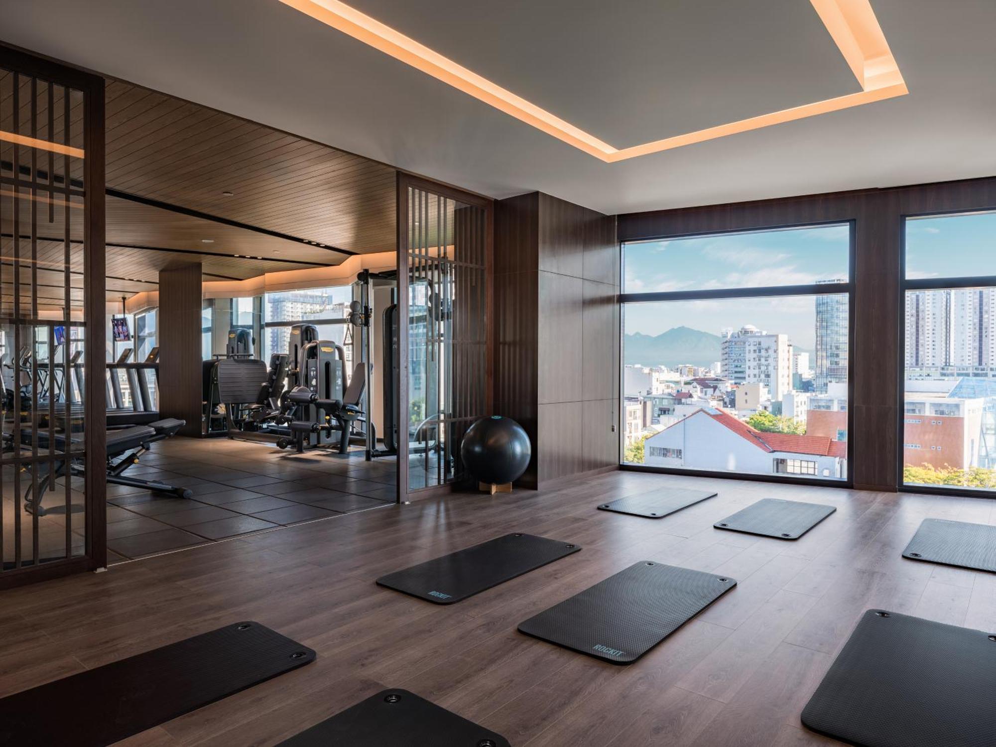 Crowne Plaza Danang City Centre By Ihg Exterior foto