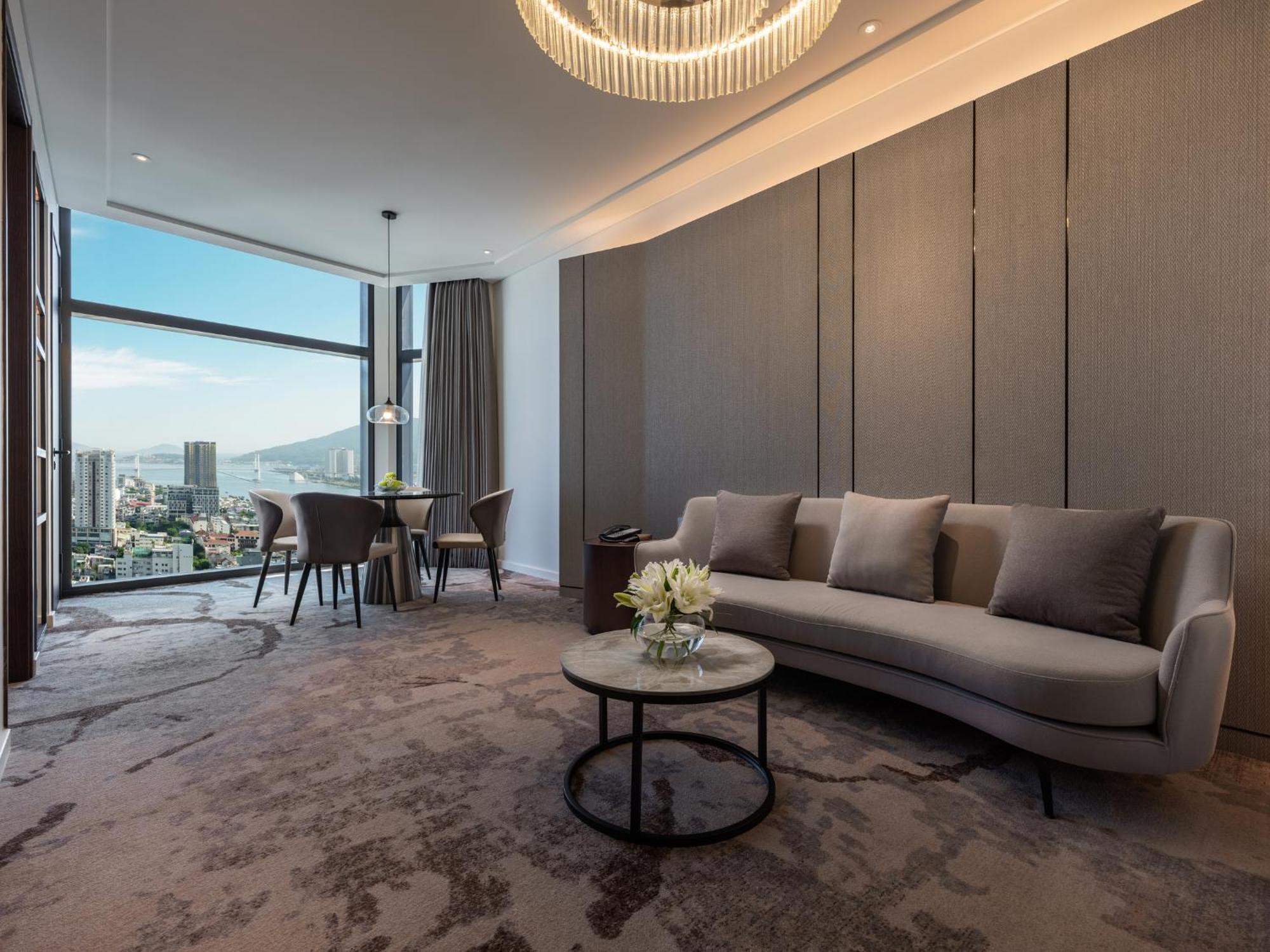 Crowne Plaza Danang City Centre By Ihg Exterior foto